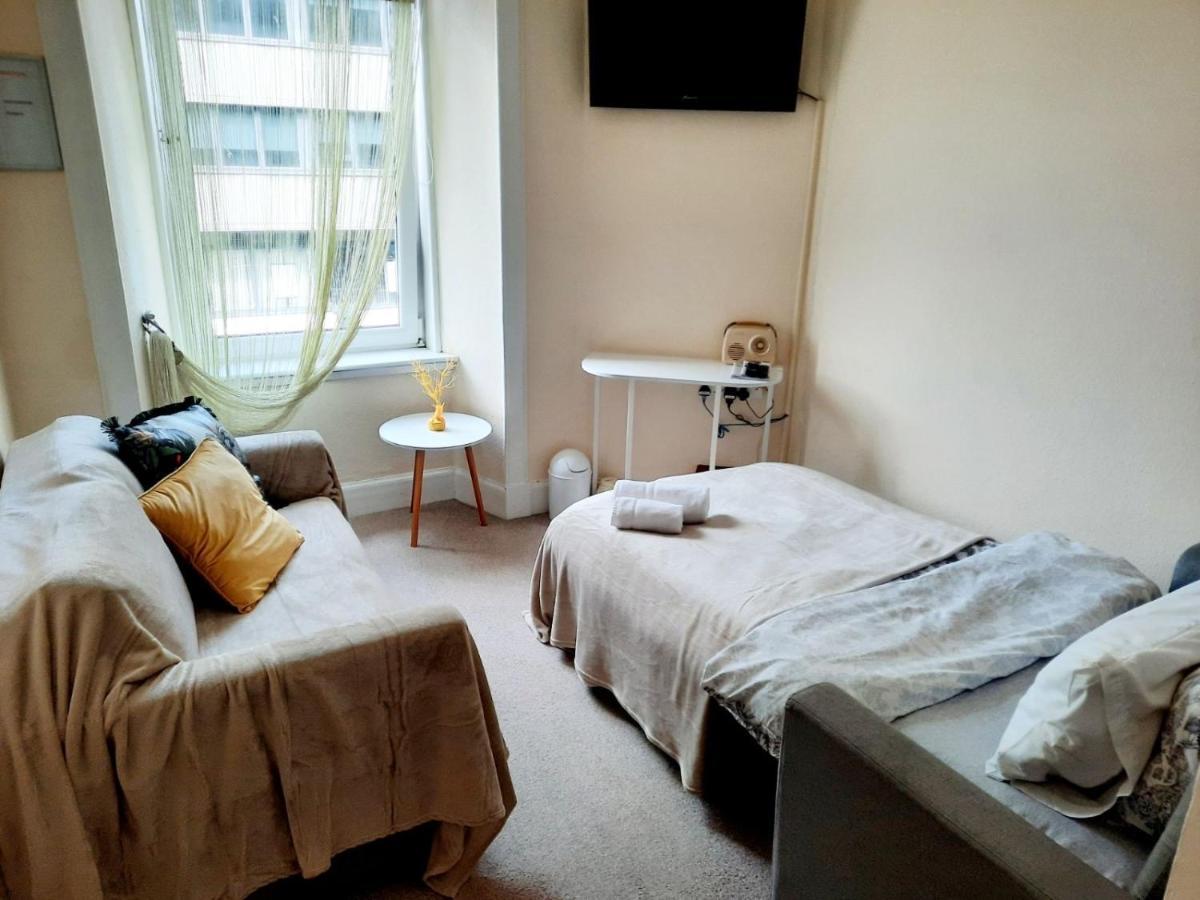 Cozy Central Apartment อินเวอร์เนส ภายนอก รูปภาพ